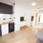 T2 Rez De Jardin Acces Direct דירה *
