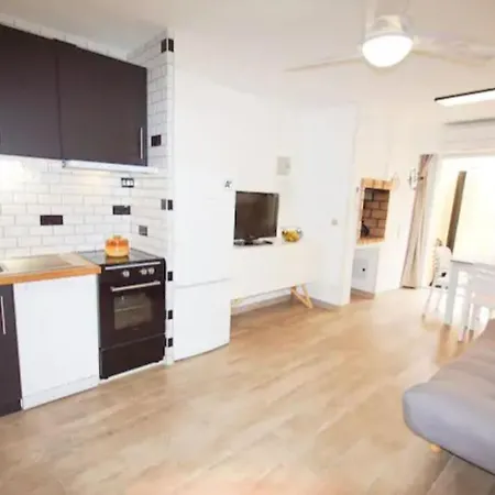 T2 Rez De Jardin Acces Direct Apartment *