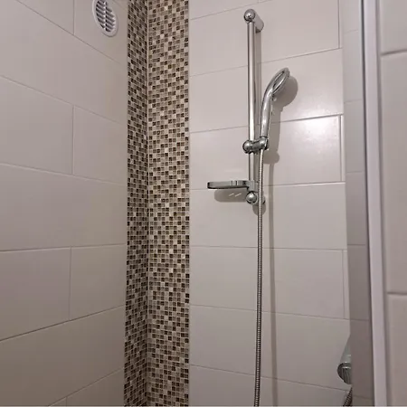 Апартаменты T2 Rez De Jardin Acces Direct Ле Баркарес